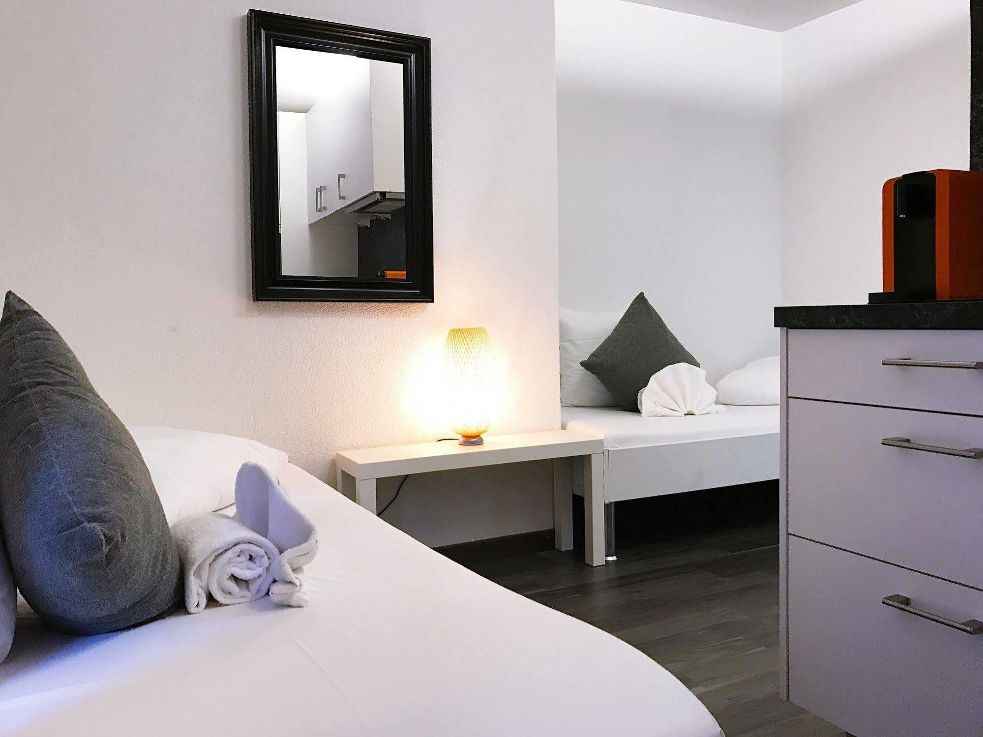 Inside Five Aparthotel Zurich Luaran gambar