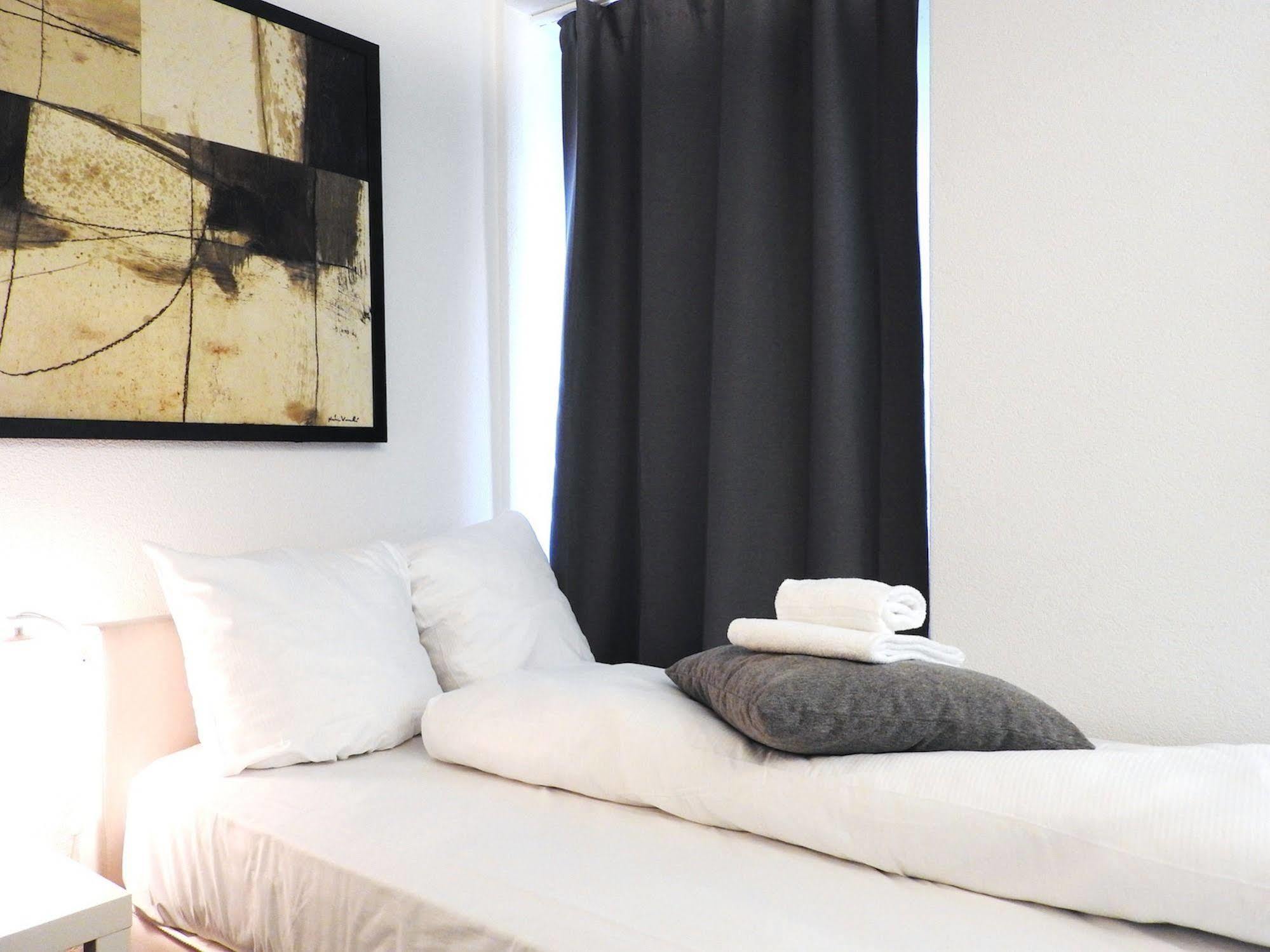 Inside Five Aparthotel Zurich Luaran gambar